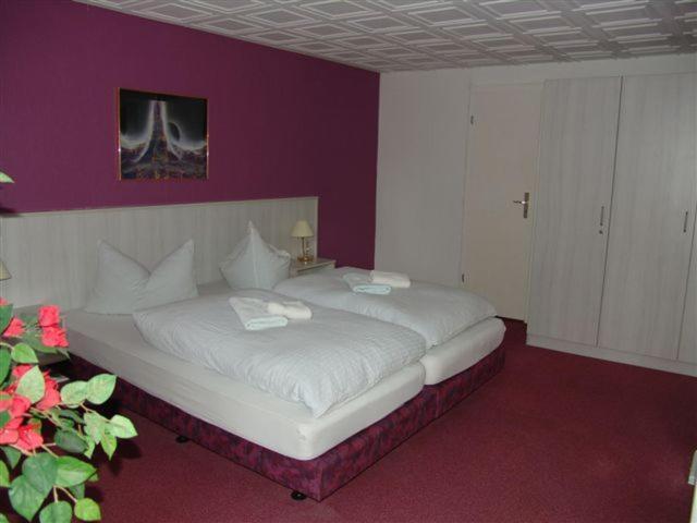 Hotel & Restaurant Maerkische Schweiz Buckow Buitenkant foto
